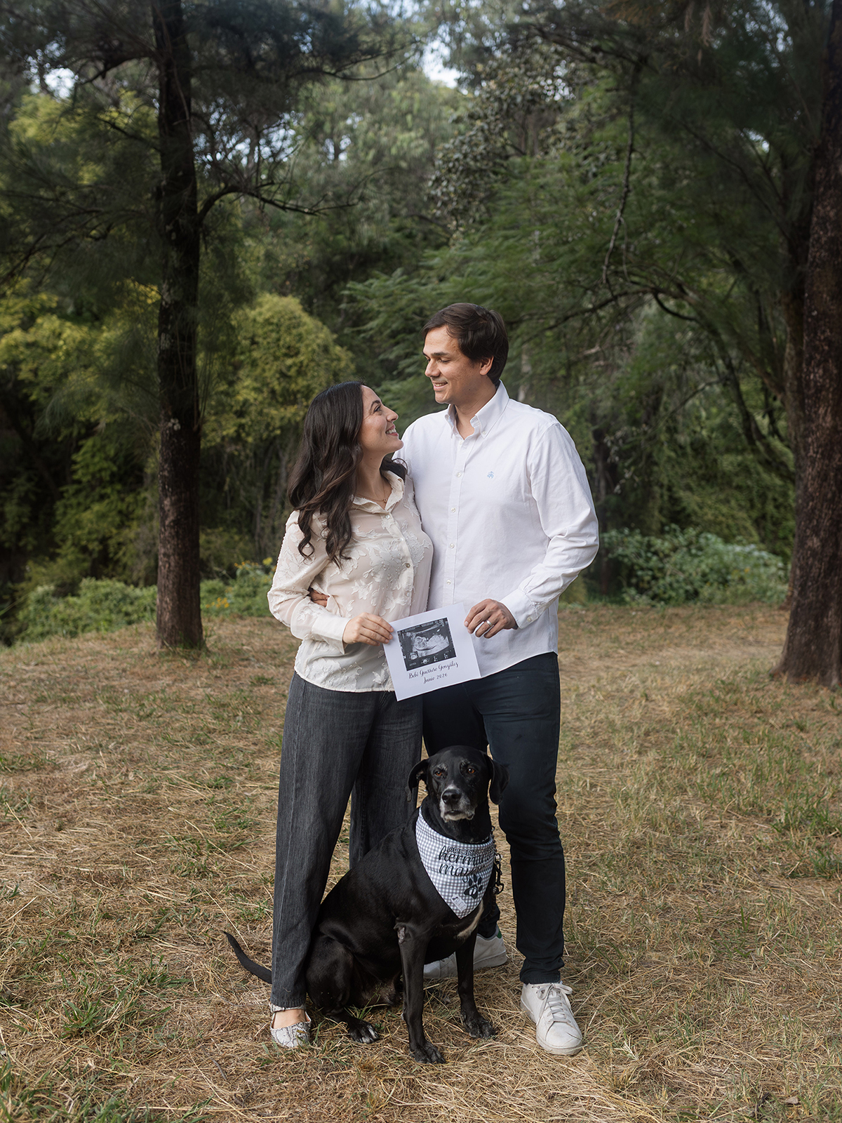 Sesión con perro y embarazo en Guadalajara